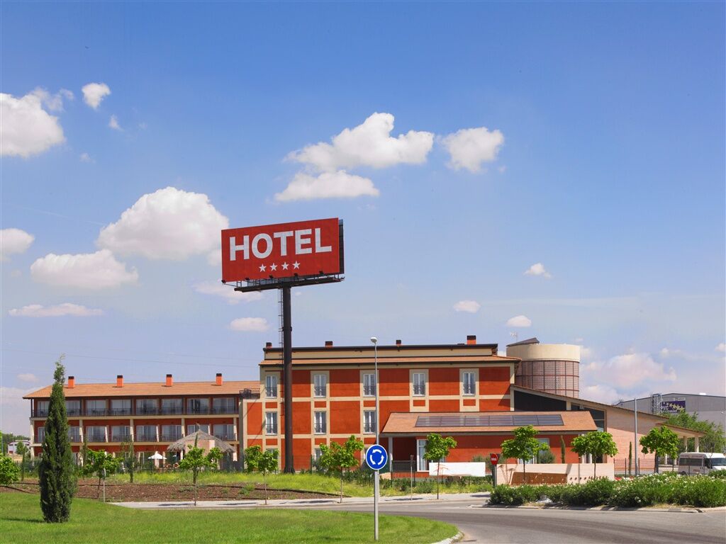 Hotel Isla De La Garena Alcala de Henares Exterior photo